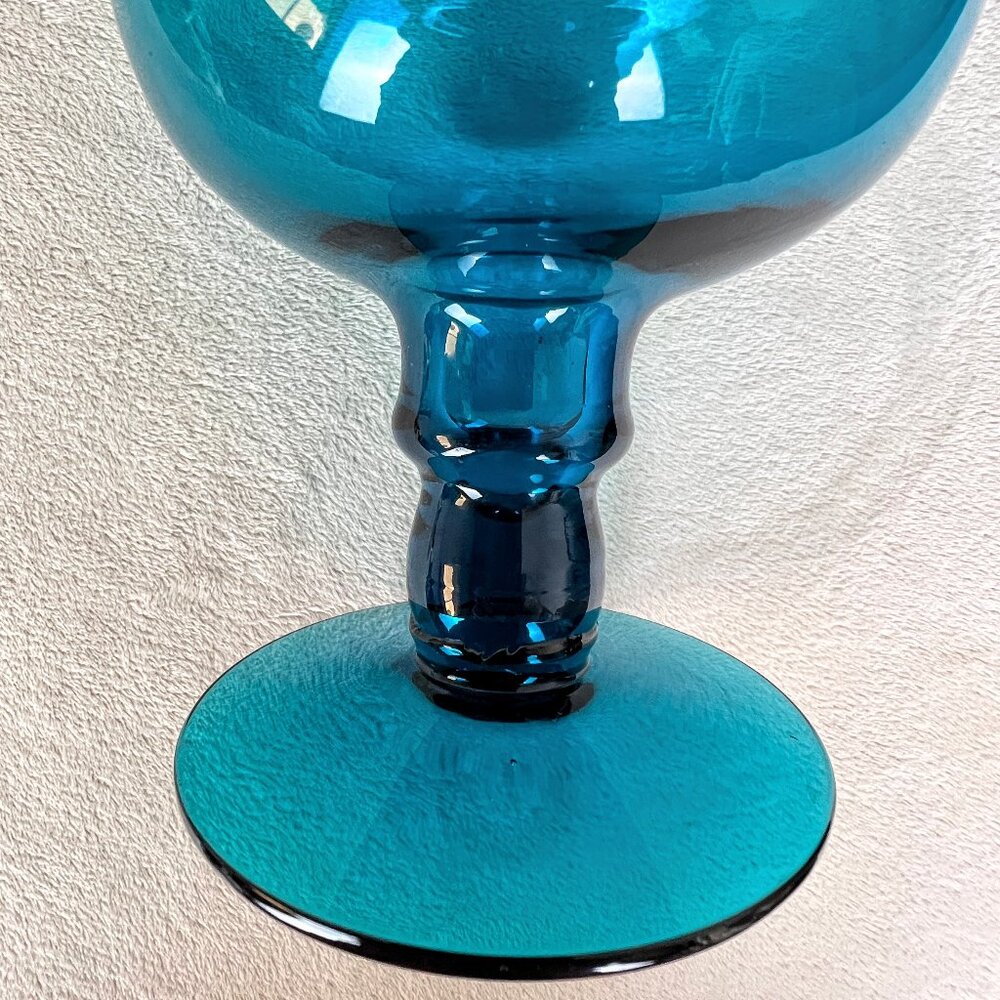 Vintage Peacock Blue Glass Goblets - Picture 4 of 9